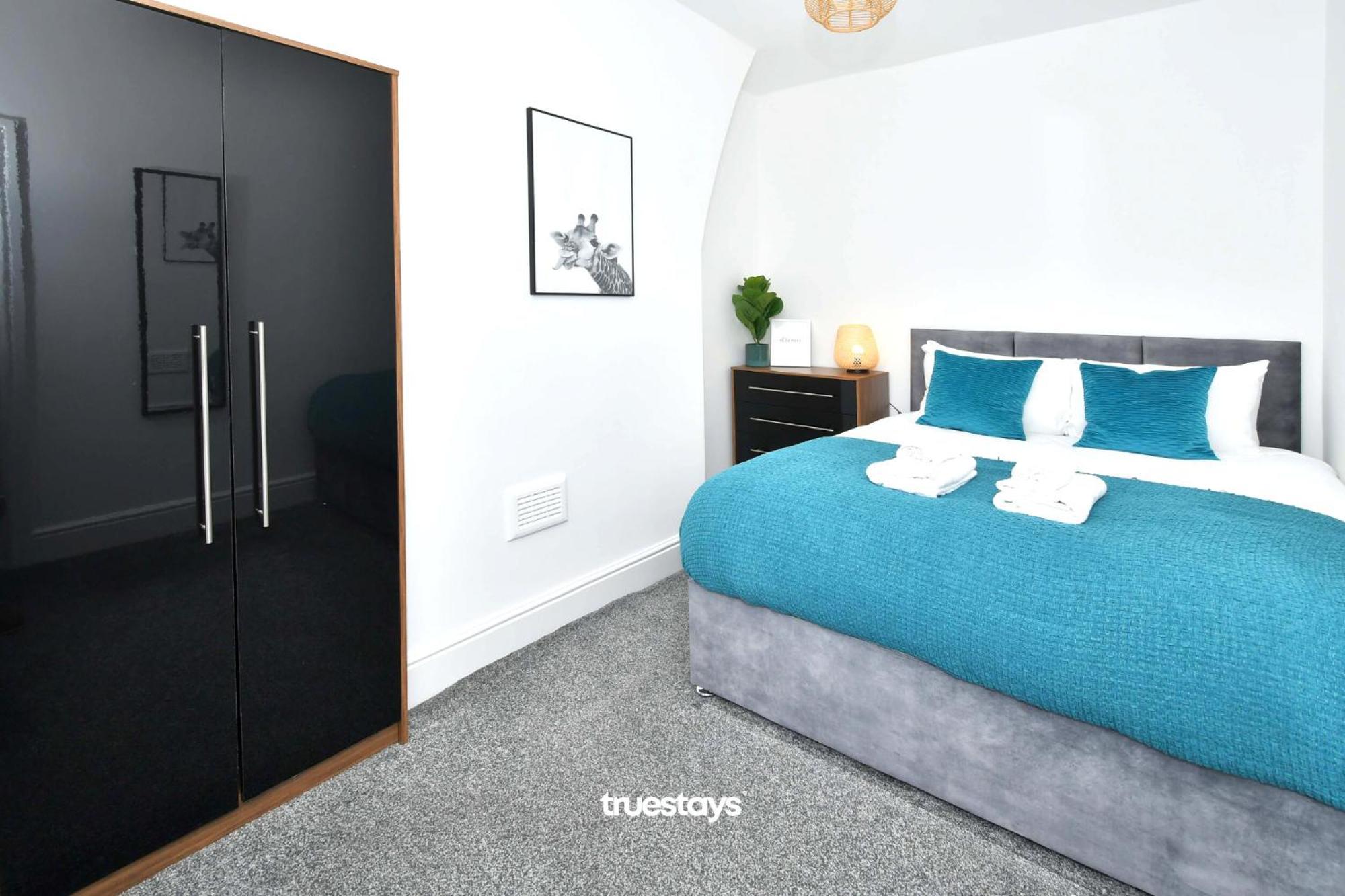 Gilman House By Truestays - 4 Bedroom House In Stoke-On-Trent Etruria Екстер'єр фото